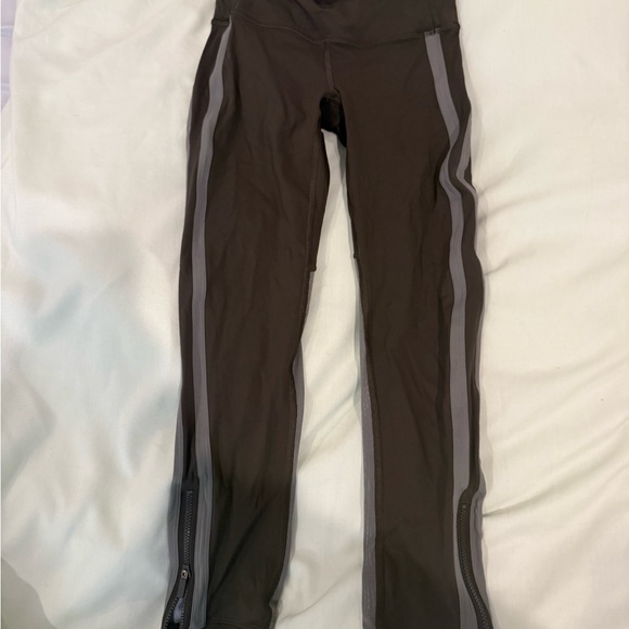 lululemon athletica Black and Gray Leggings - Picture 2 of 7